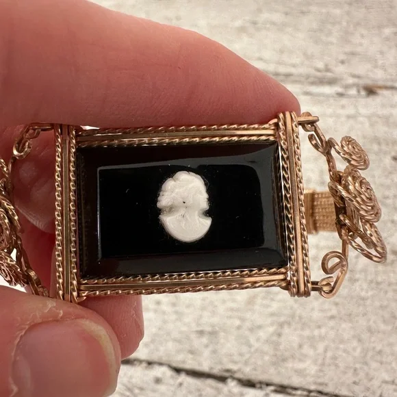 Antique Edwardian Era Gold Color Wire Work Black Cameo Bracelet - Picture 5 of 8